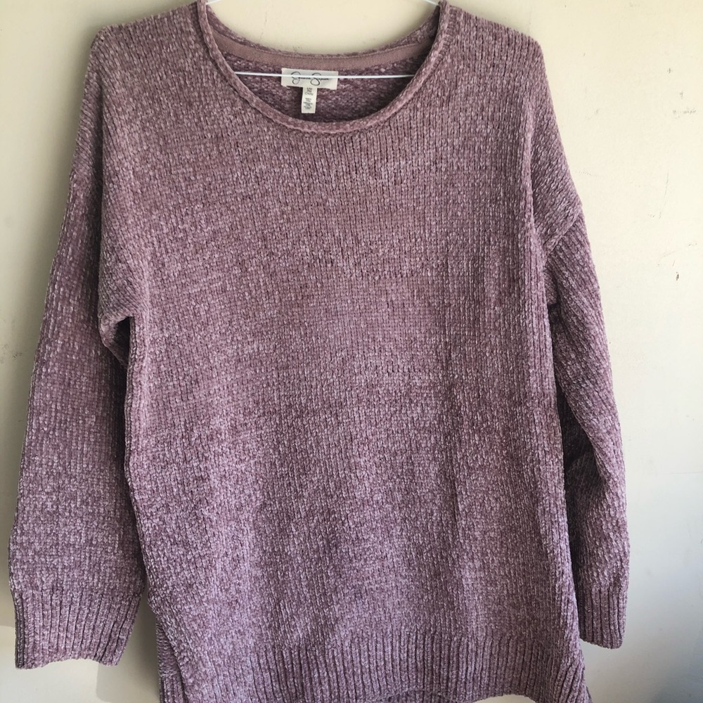 Jessica Simpson sweater